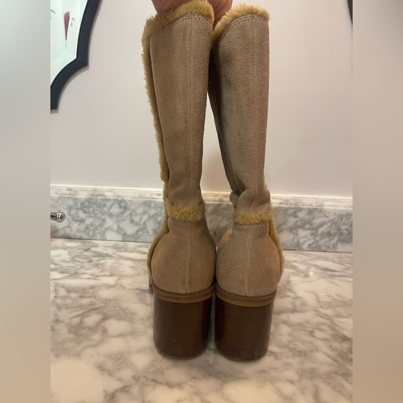 Vintage 90s Skechers 8 Suede Fur Trim Tan Grey Chunky Heel Bratz Platform Boots - Picture 3 of 10